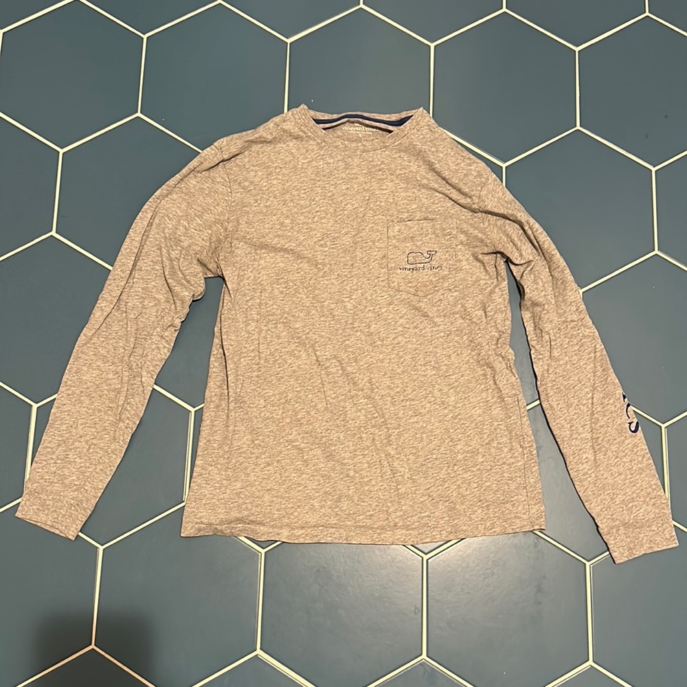 Gray Vintage Vineyard Vines Whale Long-Sleeve Pocket Tee